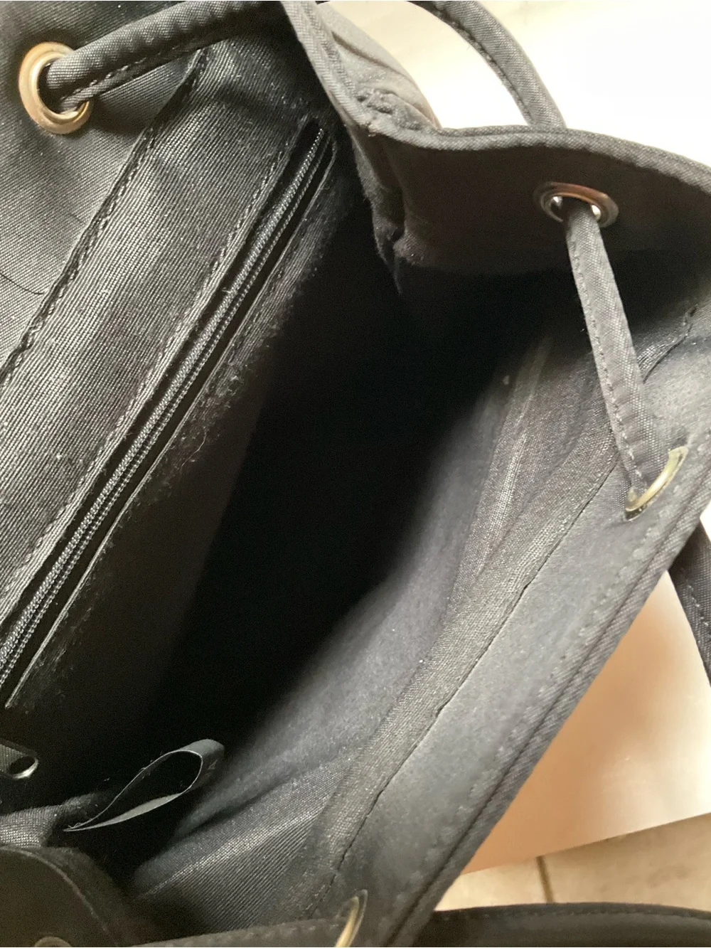 Vintage 90’s Y2K GUESS Black Drawstring Small Mini Backpack Bag Handbag